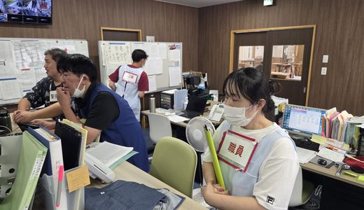夜間を想定した防災訓練を行いました